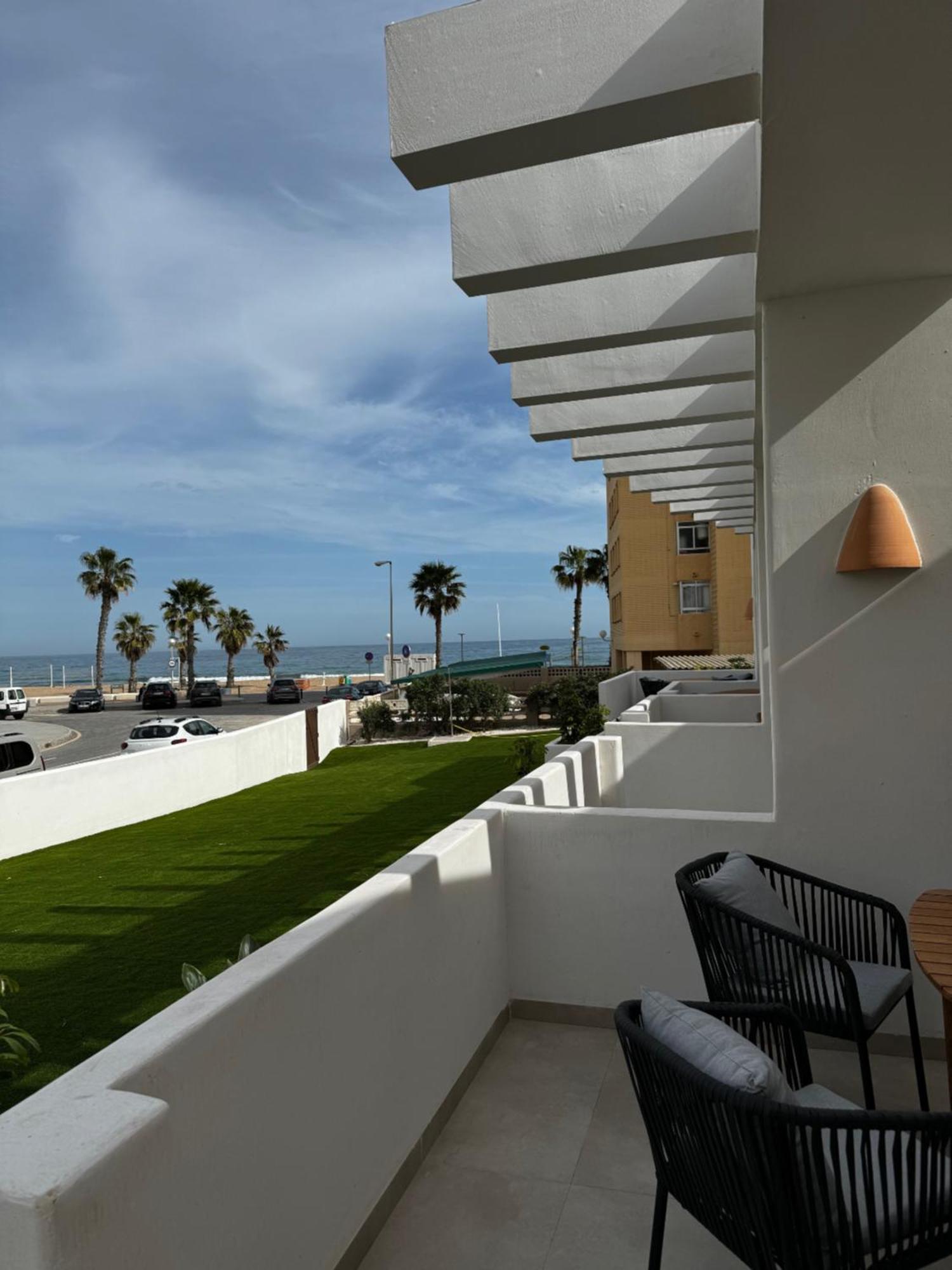 Reyes Catolicos Premium Beach, Playa Urbanova, 阿利坎特 外观 照片
