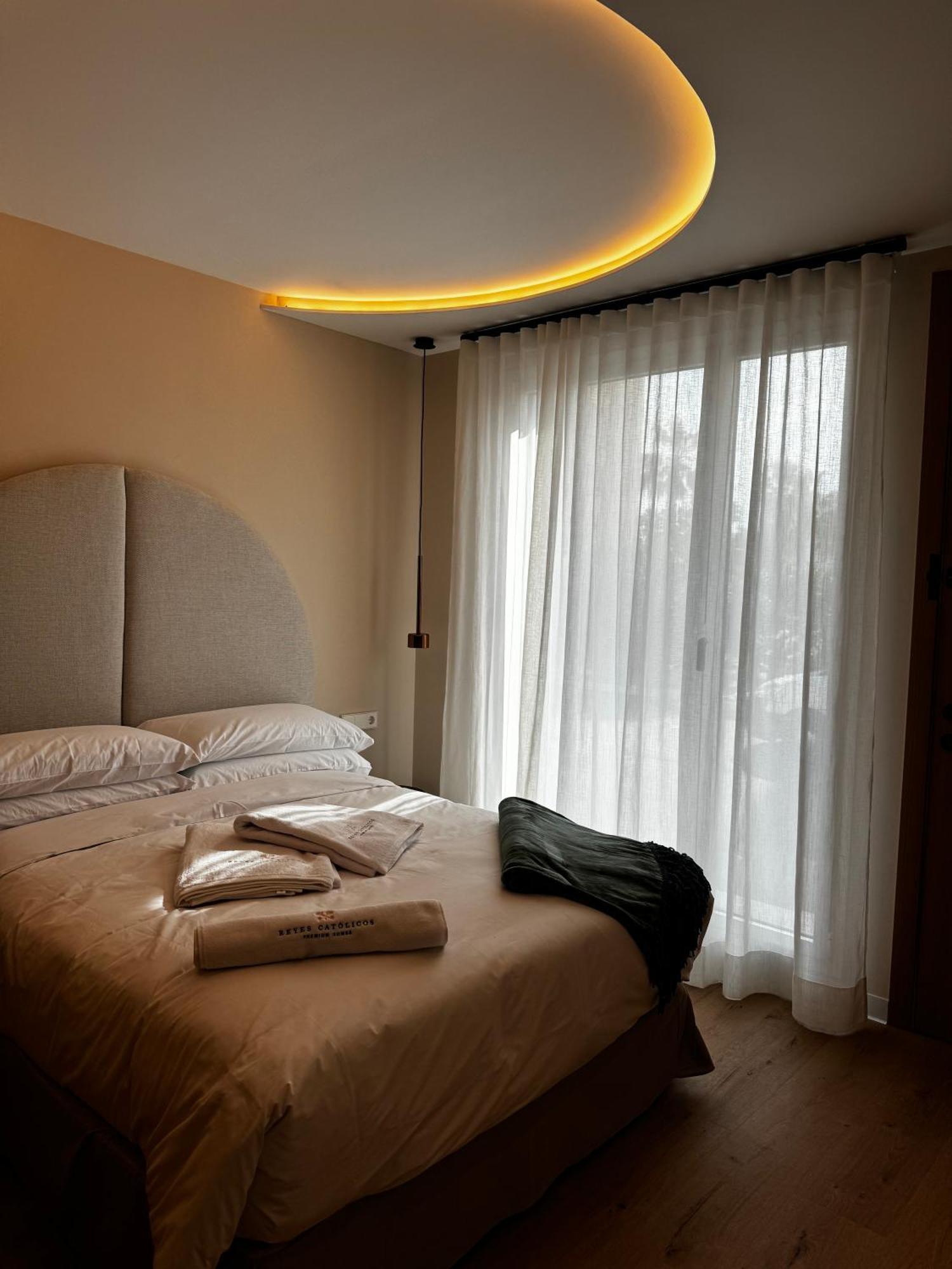 Reyes Catolicos Premium Beach, Playa Urbanova, 阿利坎特 外观 照片