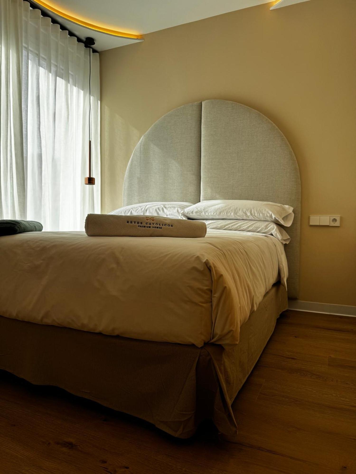 Reyes Catolicos Premium Beach, Playa Urbanova, 阿利坎特 外观 照片
